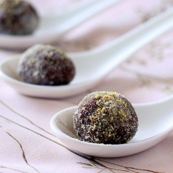 Ginger and Nut Truffle