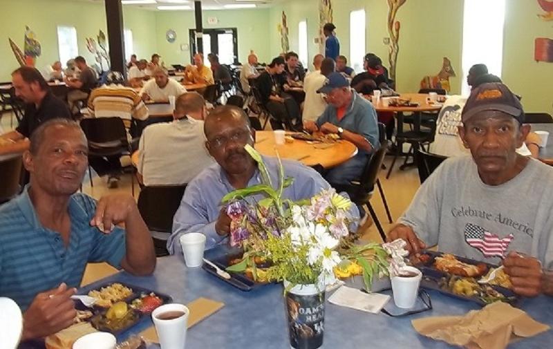 SHARE 2013 regular meals to homeless shelter